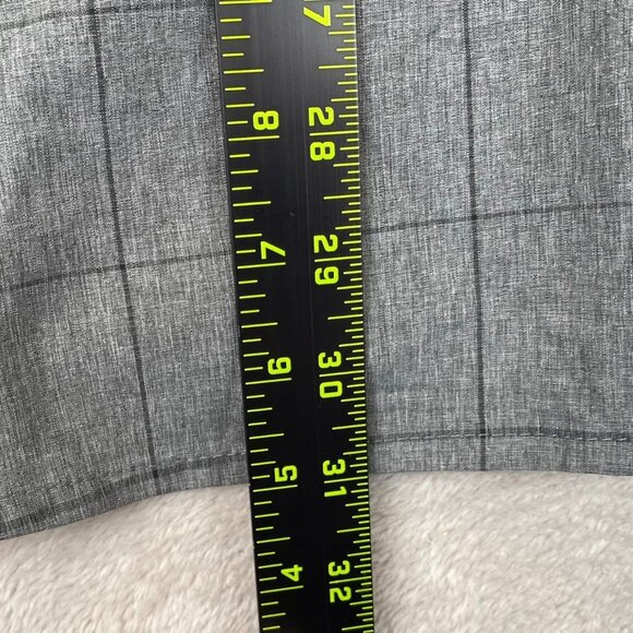 NWT Avalanche Mens Shirt Size XL Long Sleeve Plaid Button Up Gray Woven Casual - Picture 3 of 12